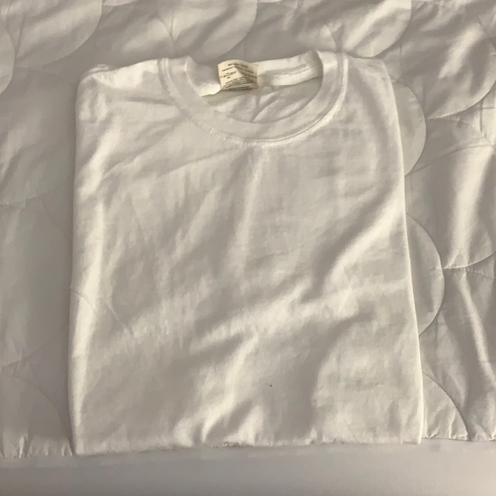 White T-shirt from brand comfort colors